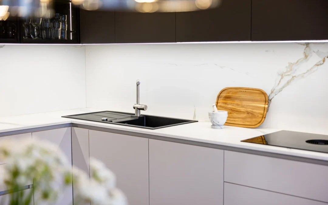 Kako pristopiti k izboru materialov kuhinje?